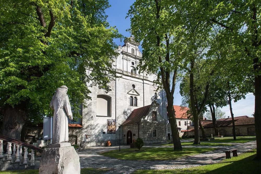 Odkryj najciekawsze atrakcje w Pińczowie, które musisz zobaczyć